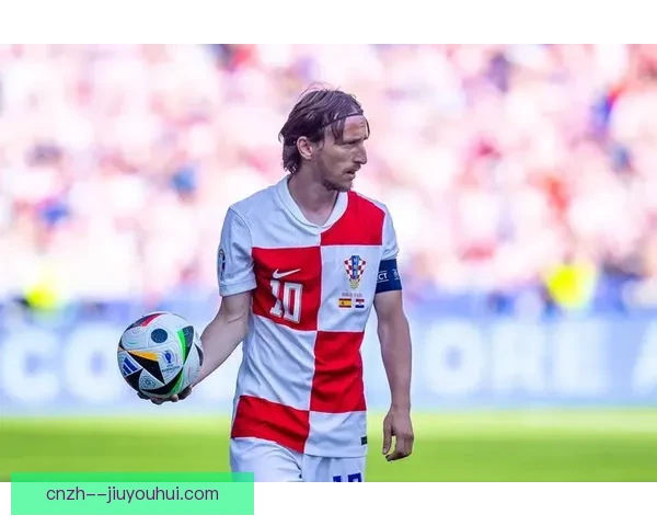 穆西亚拉闪耀欧洲杯赛场荣获银靴创造历史